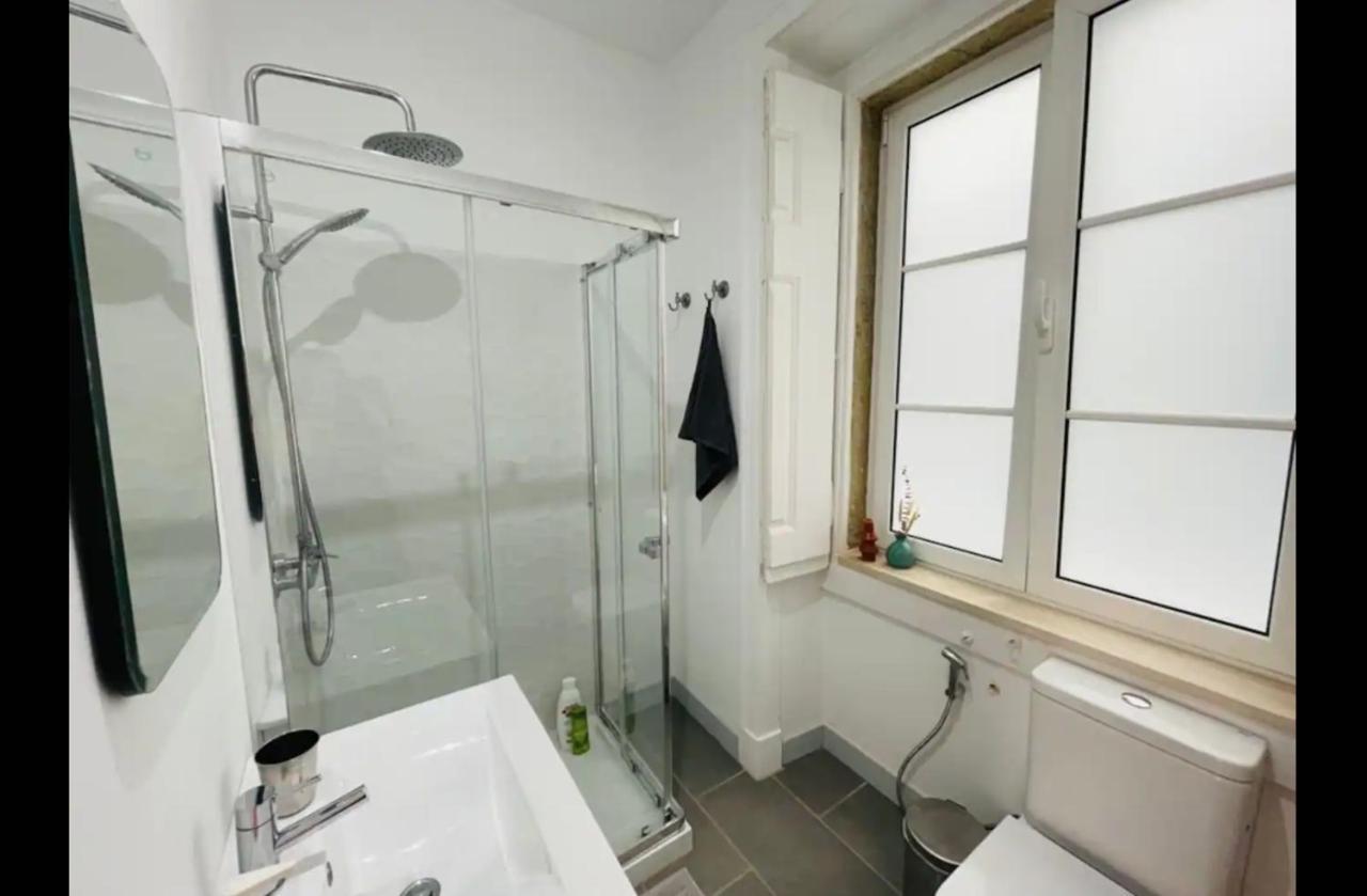 דירות ליסבון Beautiful And Stylish 5Br In The Heart Of Chiado מראה חיצוני תמונה