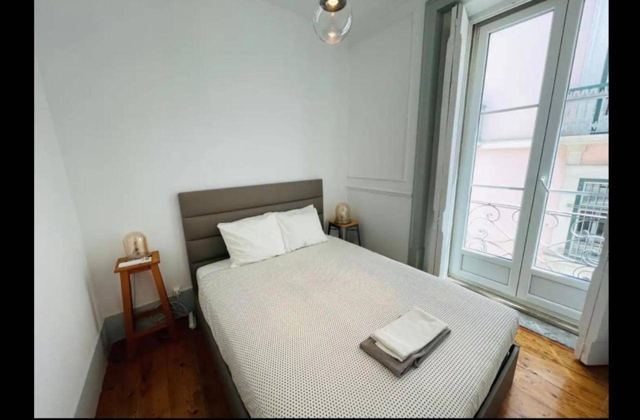 דירות ליסבון Beautiful And Stylish 5Br In The Heart Of Chiado מראה חיצוני תמונה